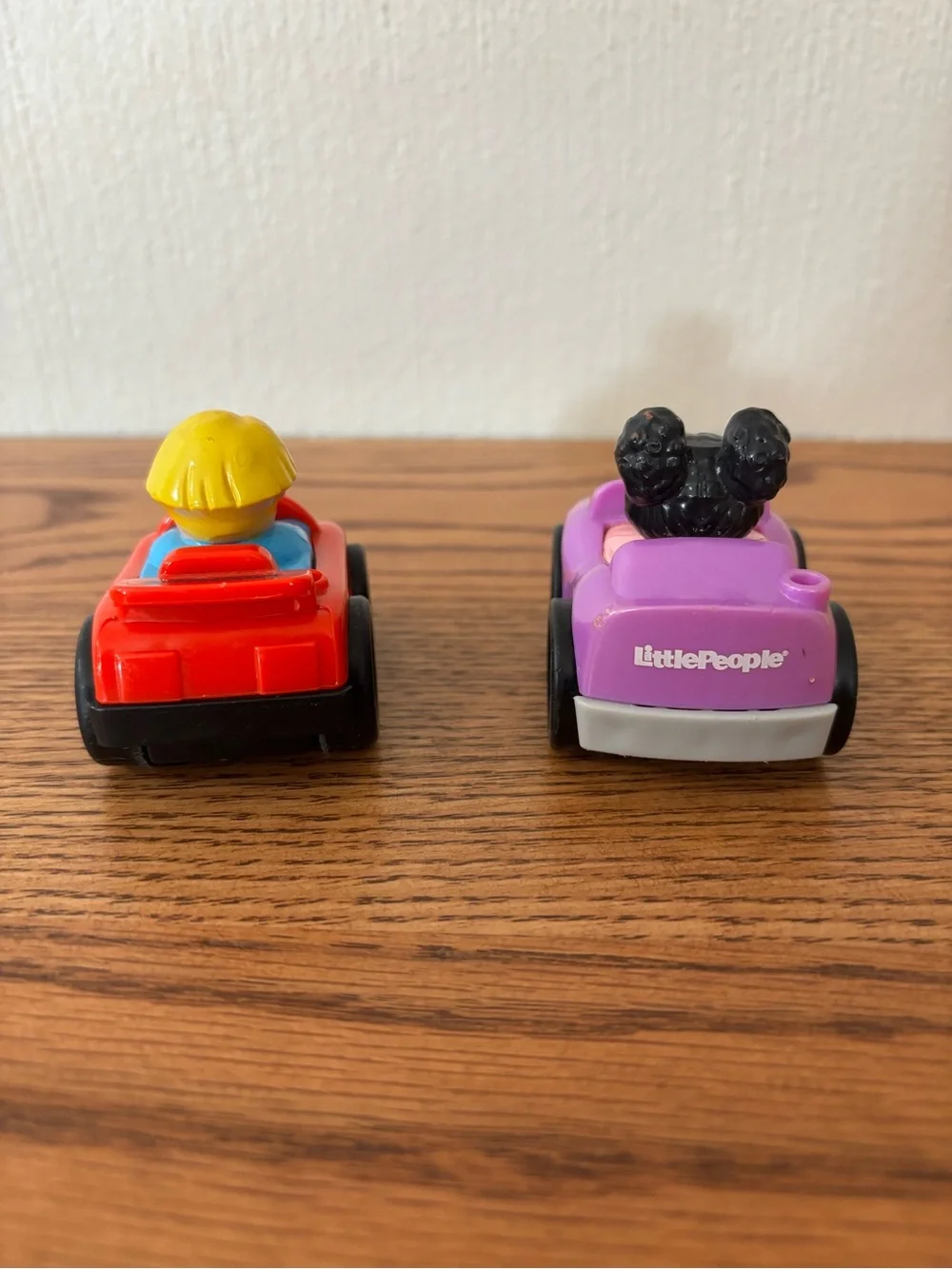 Fisher Price Little People Wheelies Eddie Red Car Tessa Purple